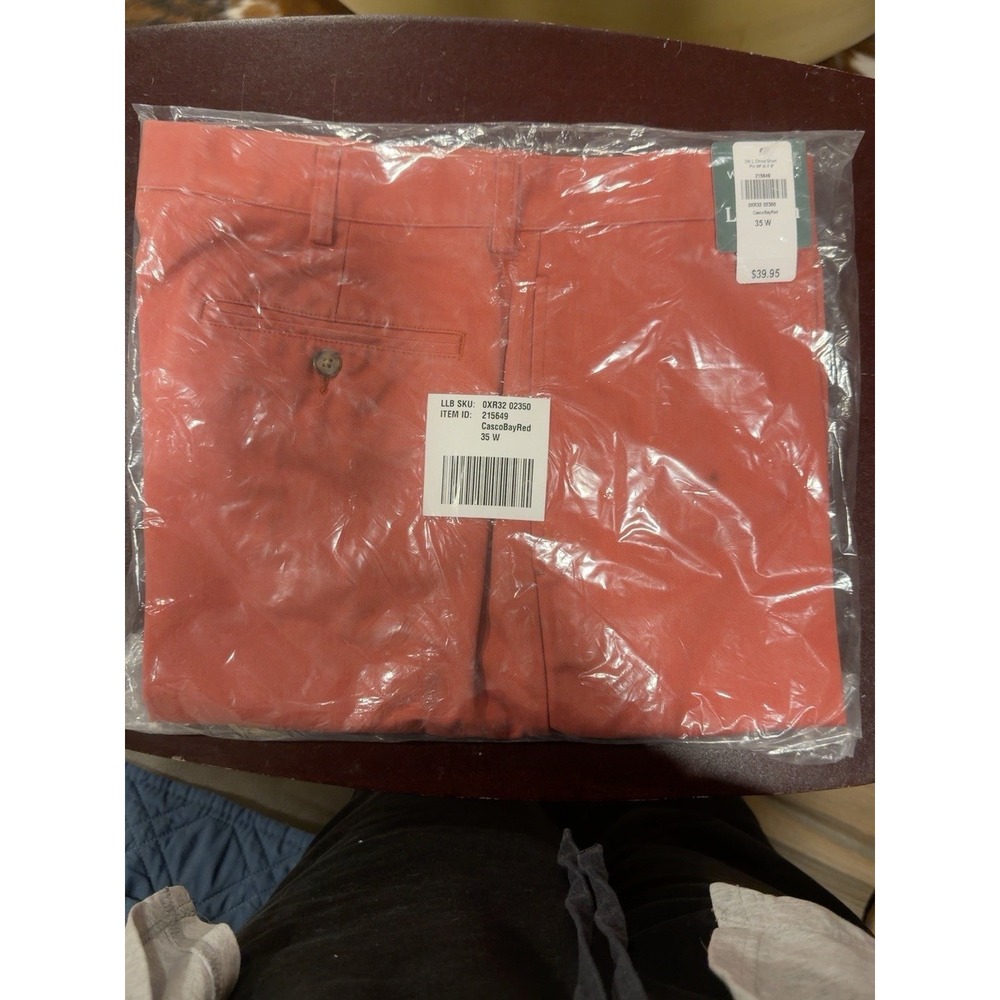 L.L.Bean Double L Chino Shorts Mens 35W Casco Bay Red Pleated 8" NWT NEW